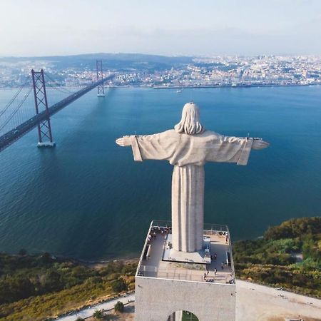 Апартаменти Almada Cristo Rei Екстер'єр фото